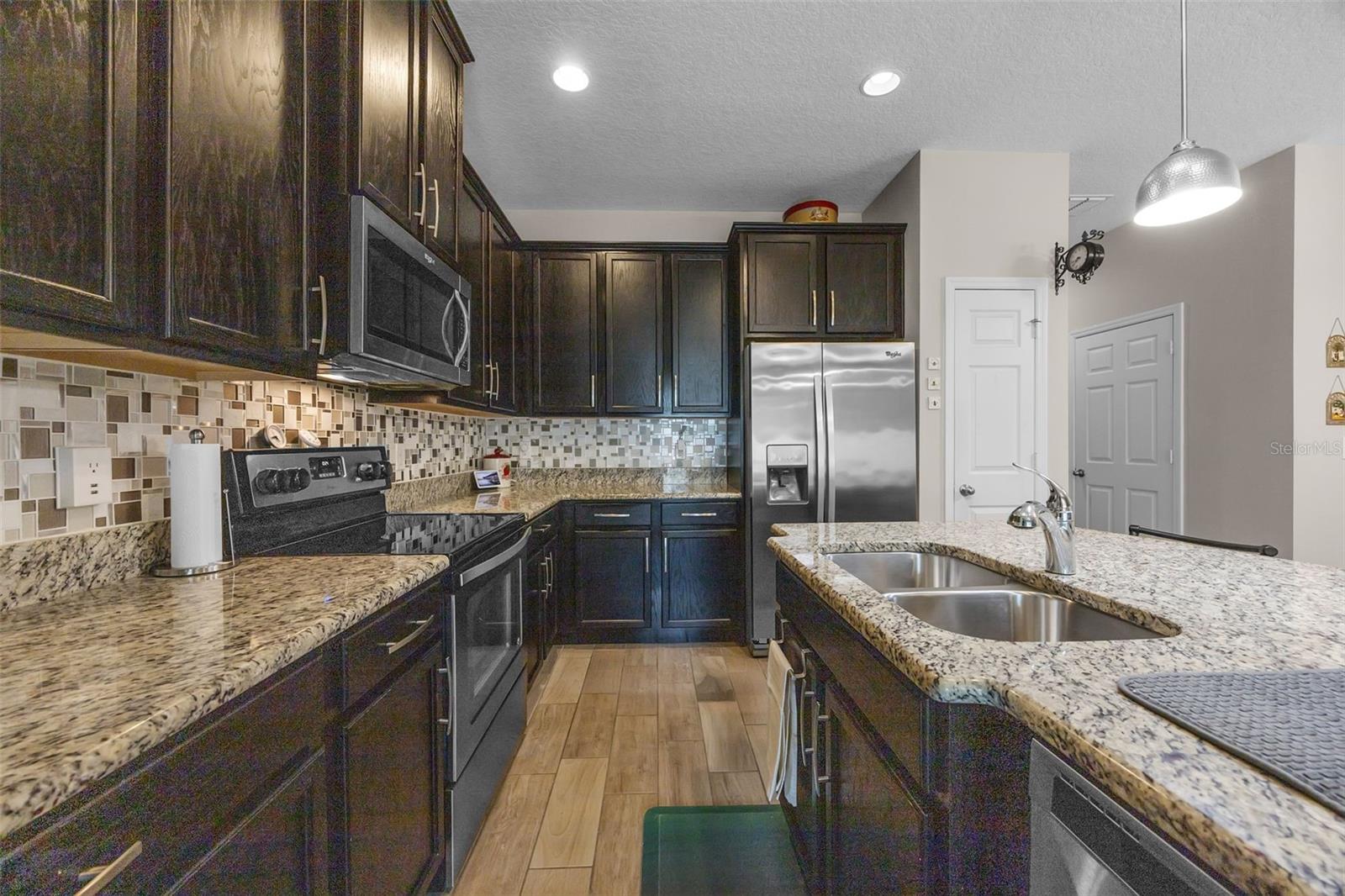 Image 10 of 52 For 150 Mitchell Creek Way