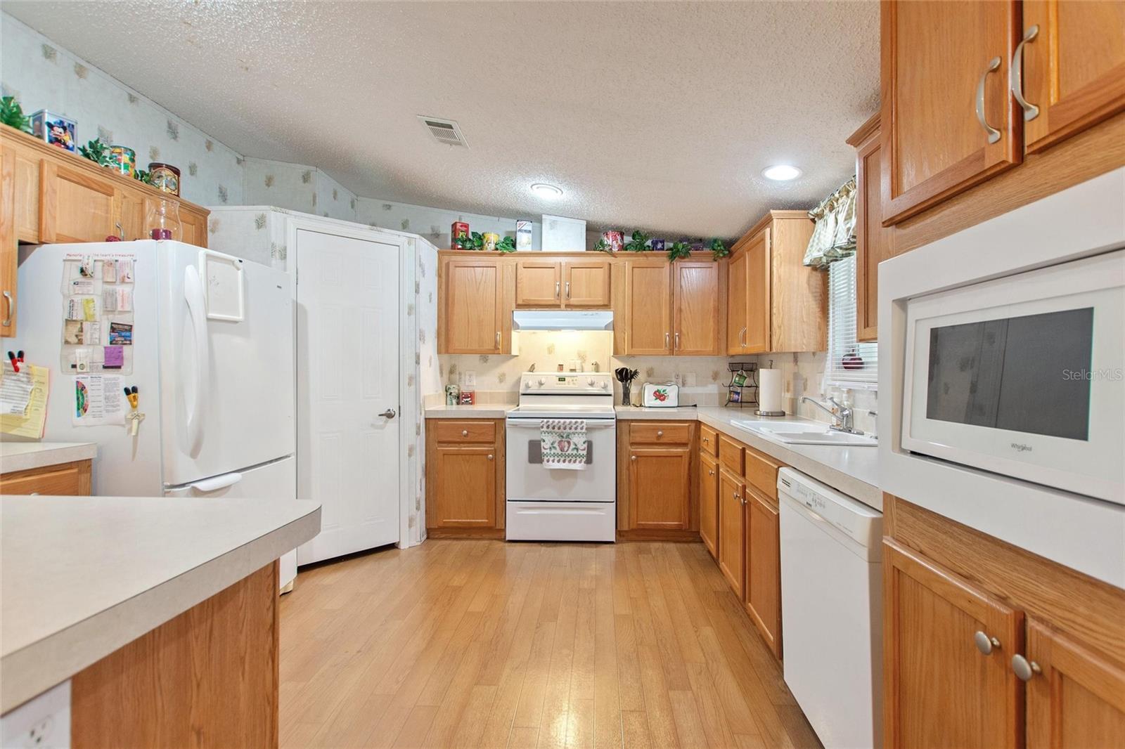 Image 5 of 39 For 157 Orangewood Drive