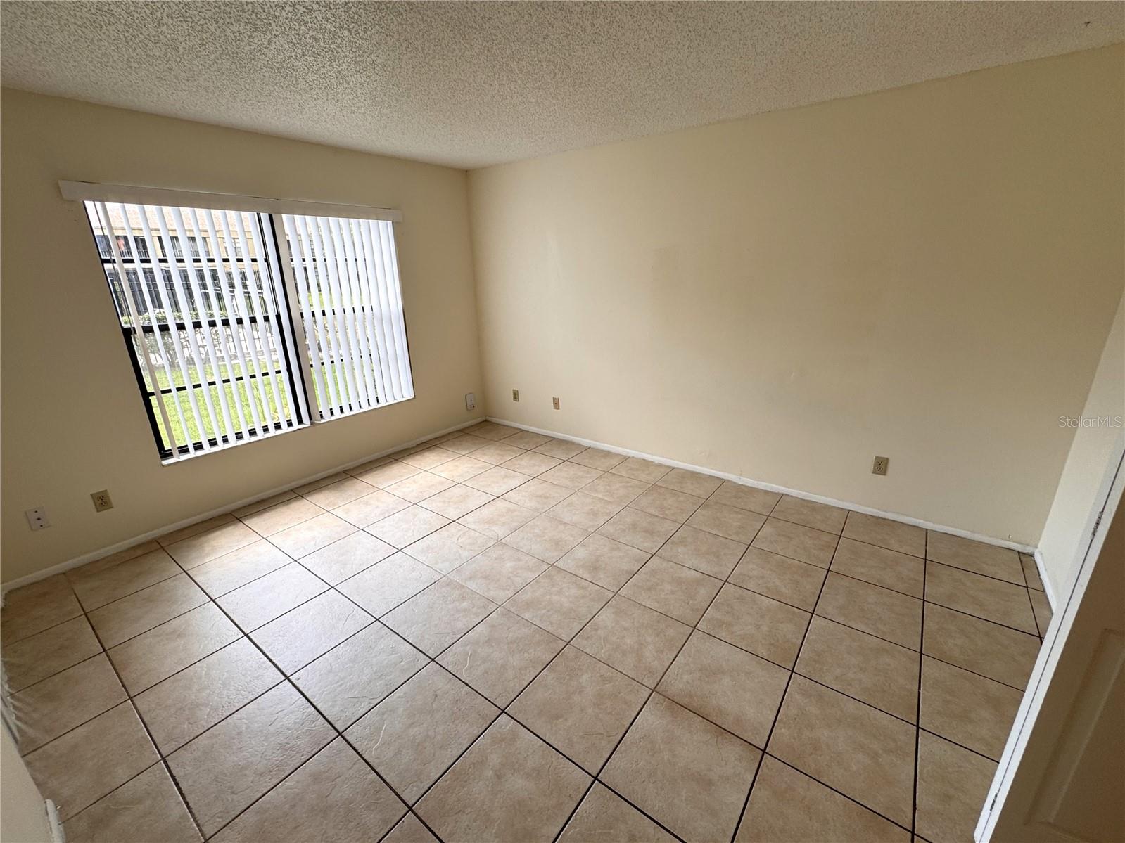 Image 8 of 23 For 4989 Puritan Circle O502