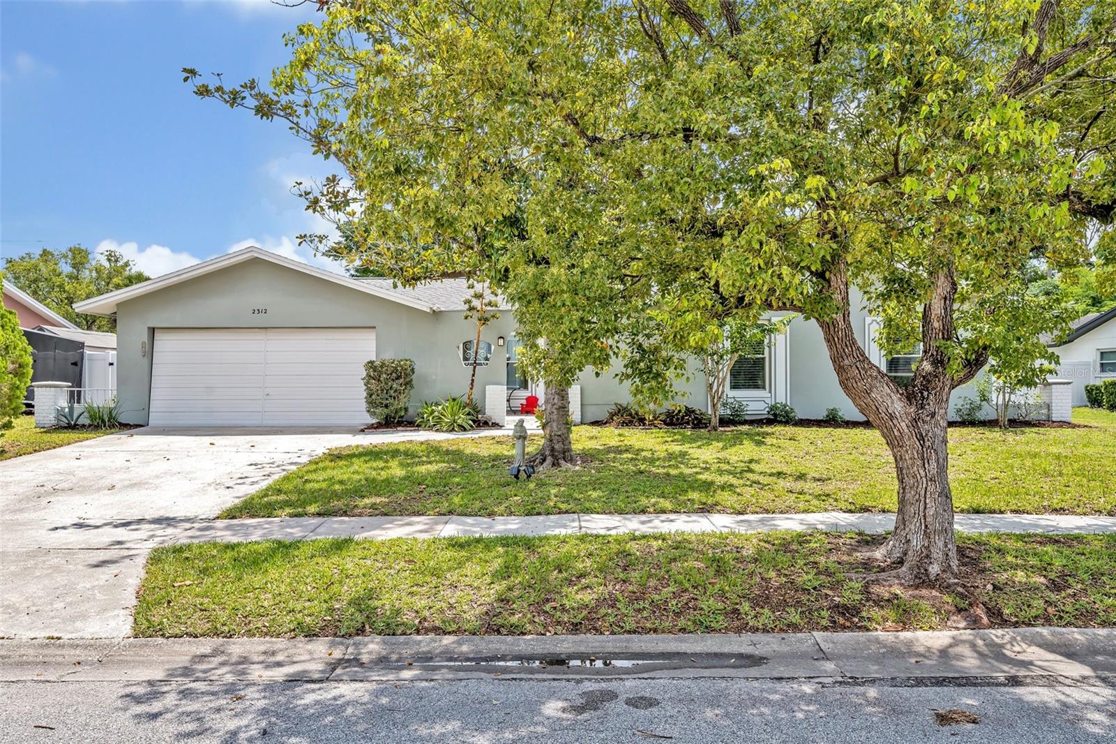 Image 3 of 36 For 2312 Poinciana Road
