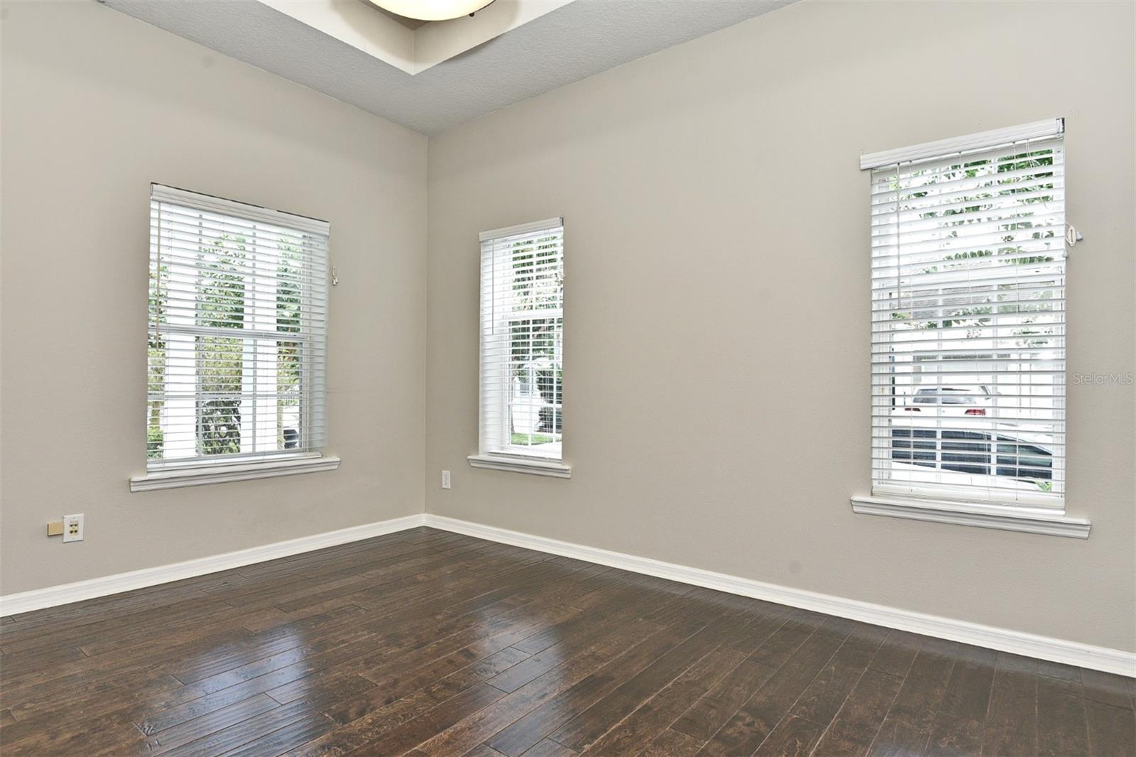 Image 9 of 30 For 2841 Wilford Avenue