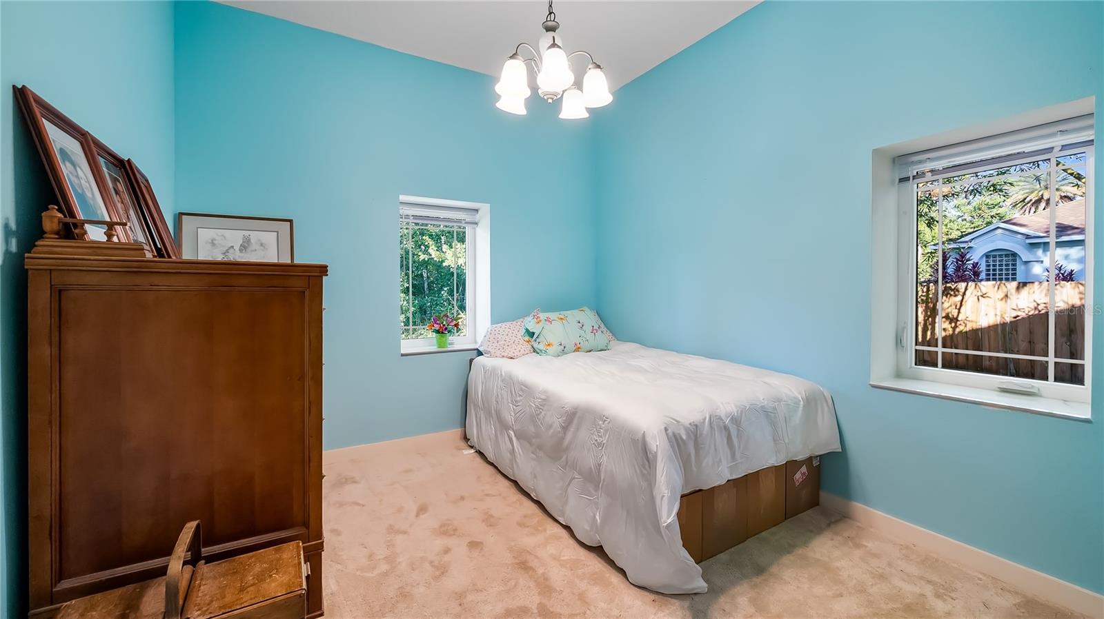 Listing photo id 20 for 287 Hilltop Drive