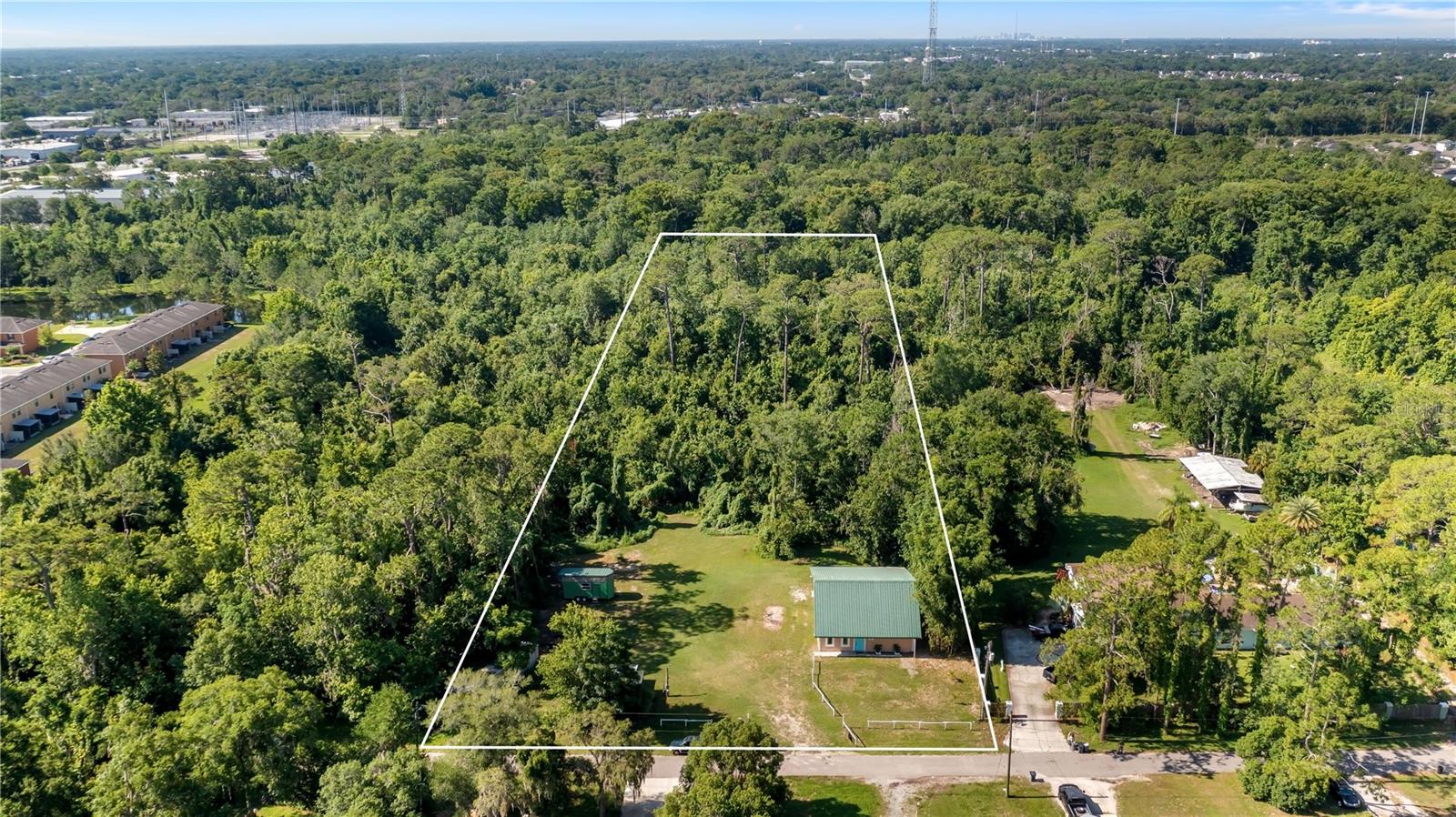 Listing photo id 42 for 287 Hilltop Drive