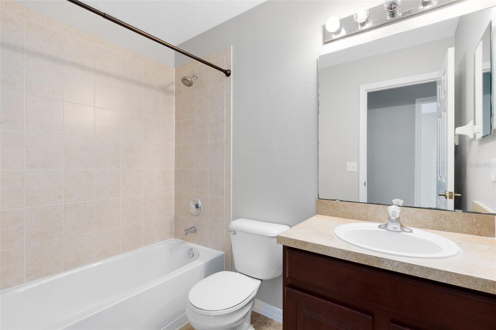 Image 10 of 25 For 5099 Monticello Heights Lane