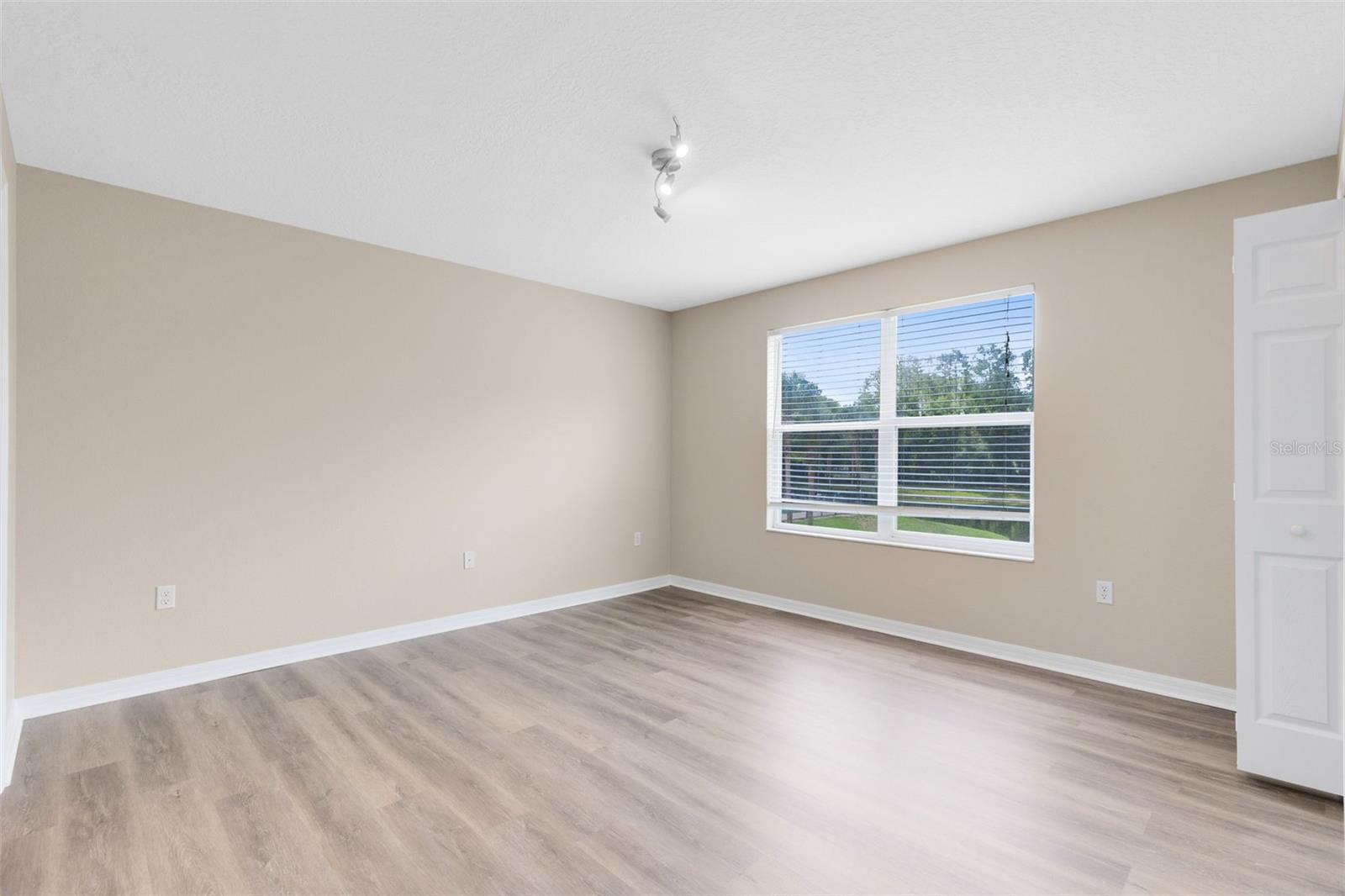 Image 11 of 25 For 5099 Monticello Heights Lane