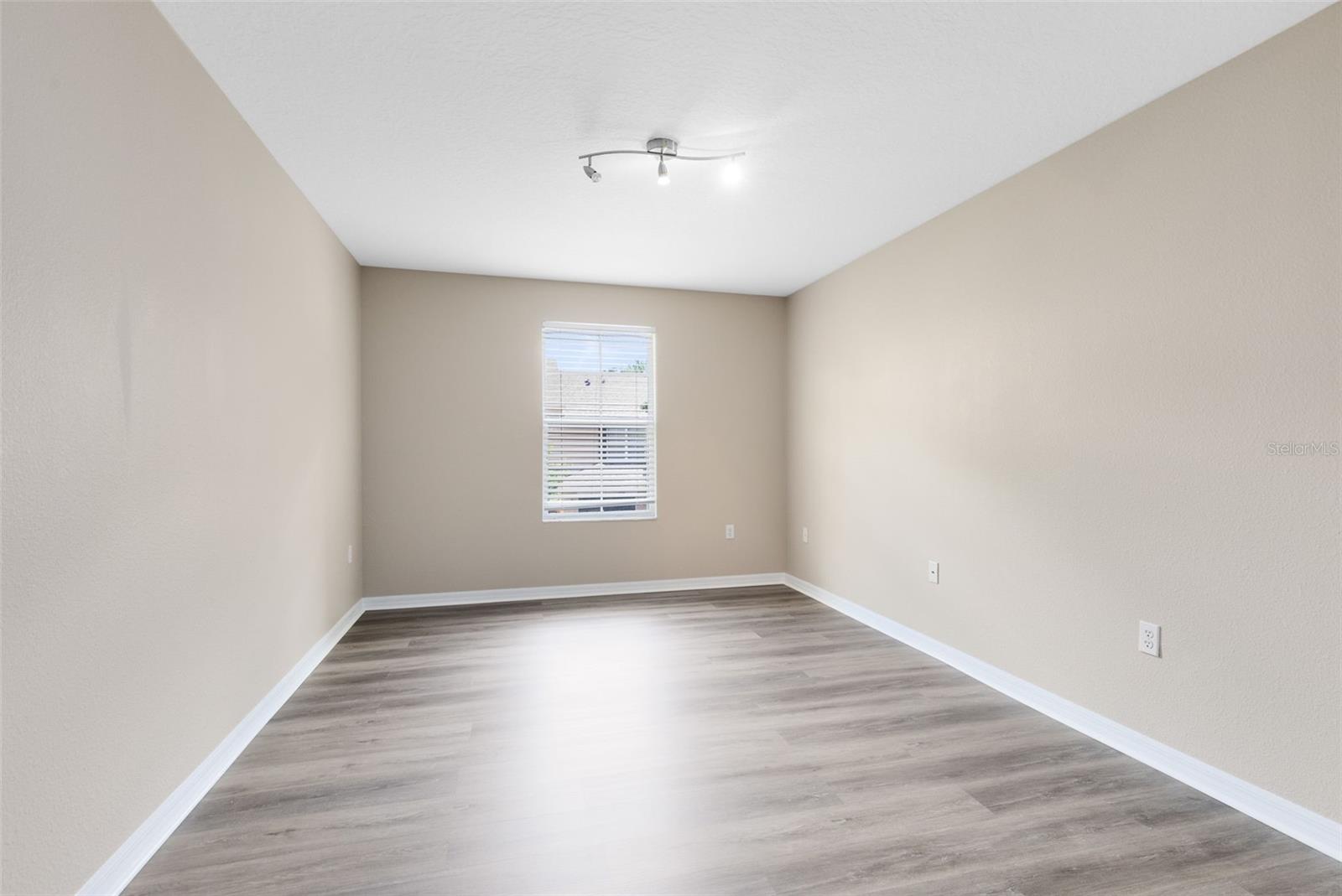 Image 15 of 25 For 5099 Monticello Heights Lane