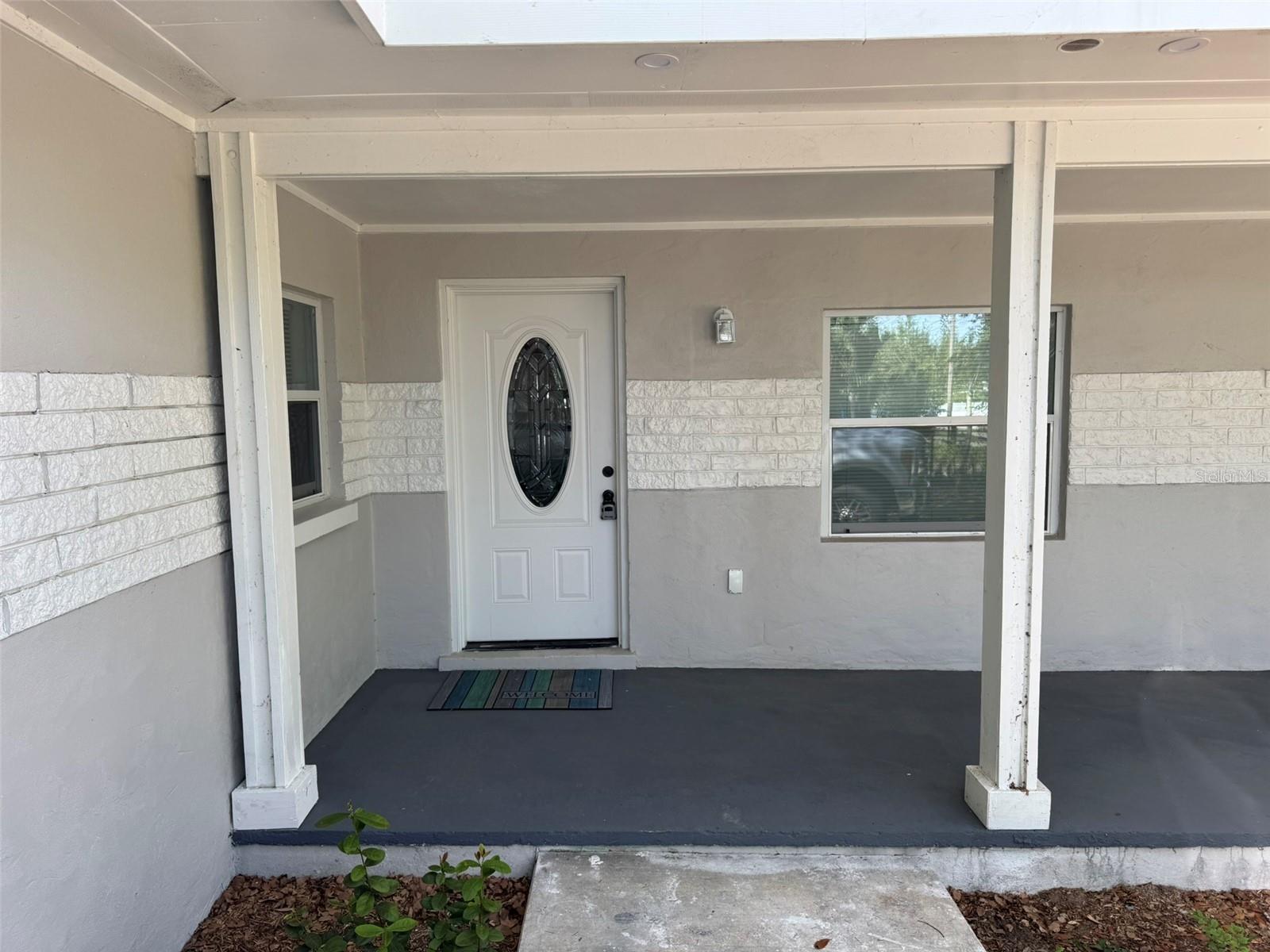 Image 4 of 52 For 1526 Cordova Avenue