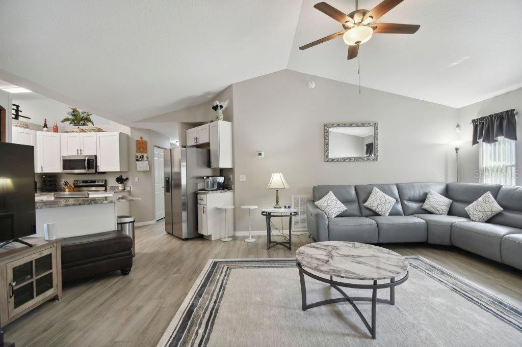 Image 27 of 94 For 3118 34th Avenue Drive E