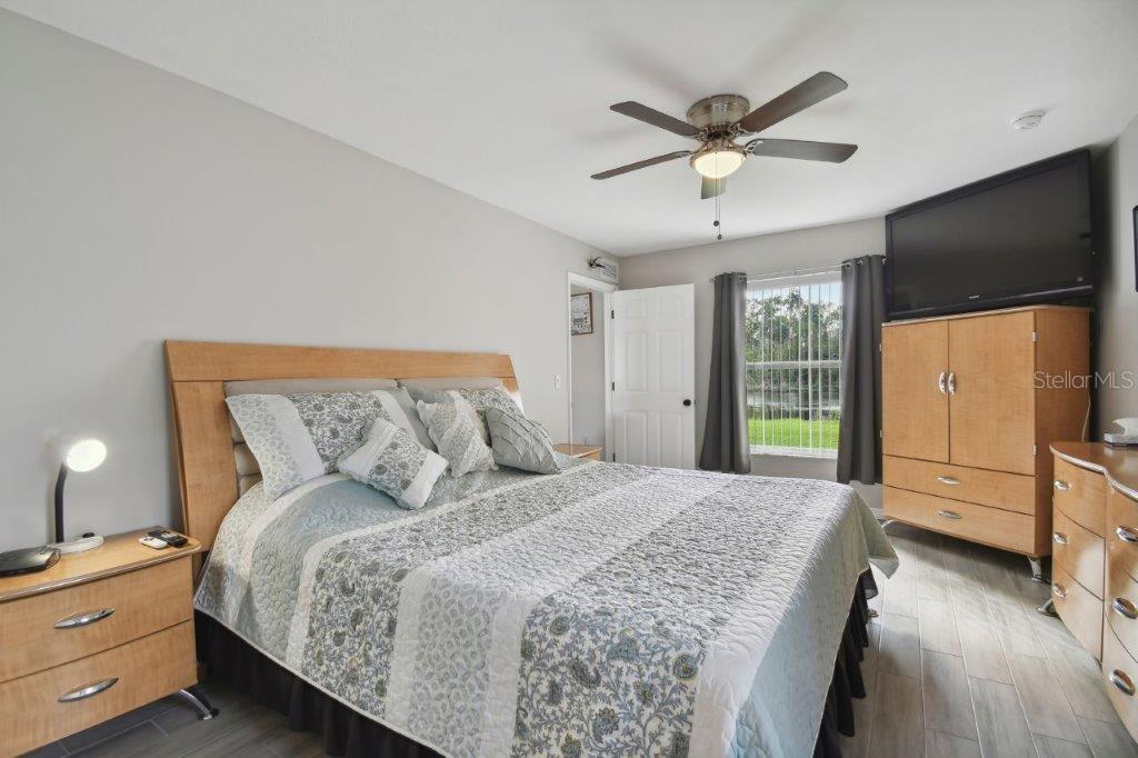 Image 31 of 94 For 3118 34th Avenue Drive E