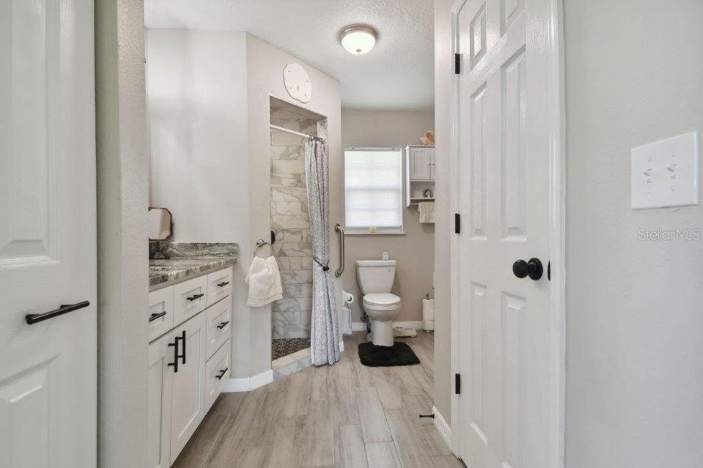 Image 33 of 94 For 3118 34th Avenue Drive E