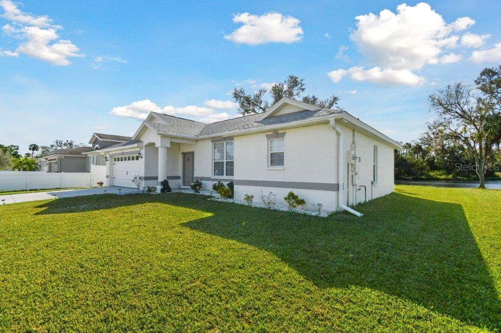 Image 9 of 94 For 3118 34th Avenue Drive E