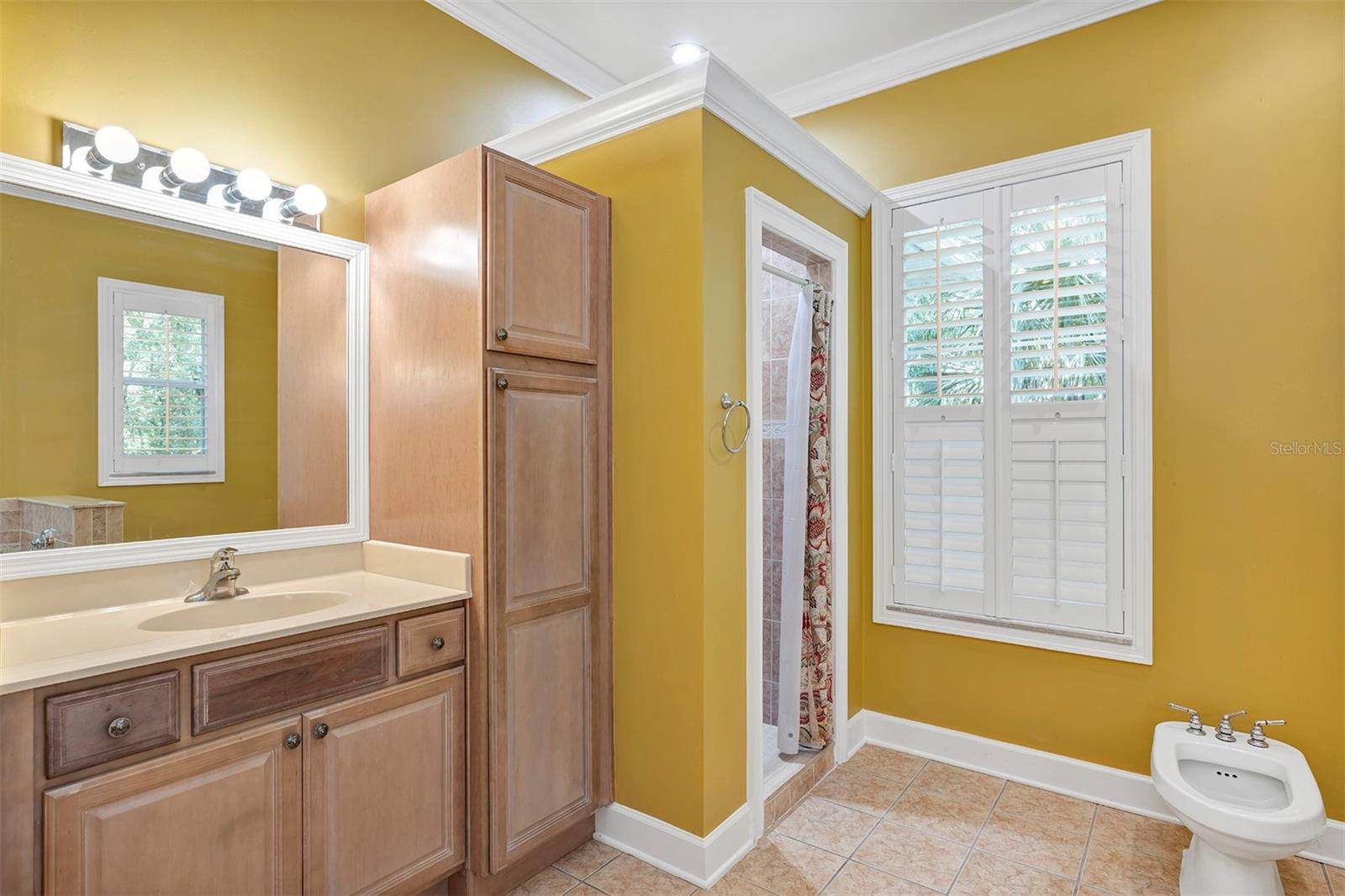 Image 16 of 32 For 914 Elysium Boulevard