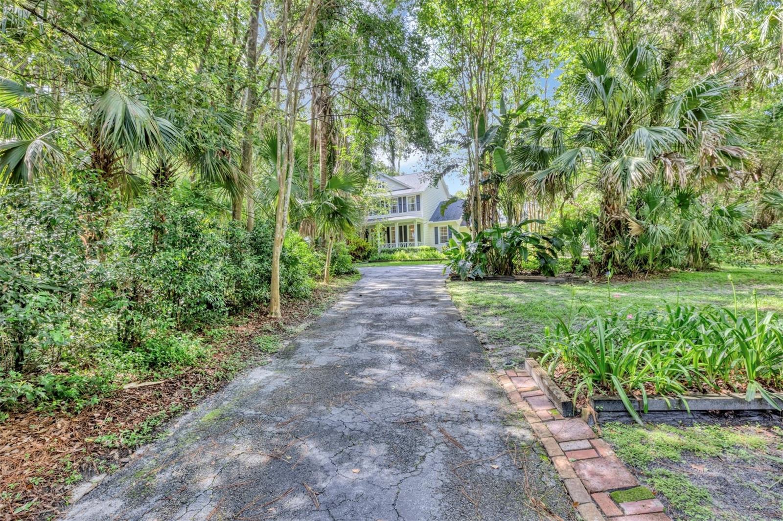 Image 2 of 32 For 914 Elysium Boulevard