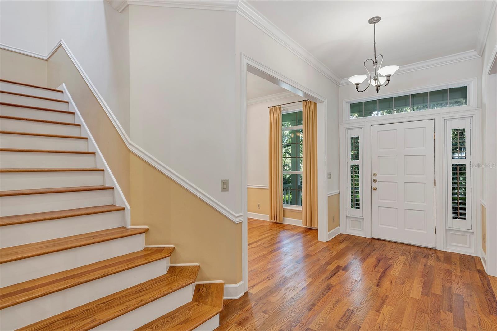 Image 7 of 32 For 914 Elysium Boulevard
