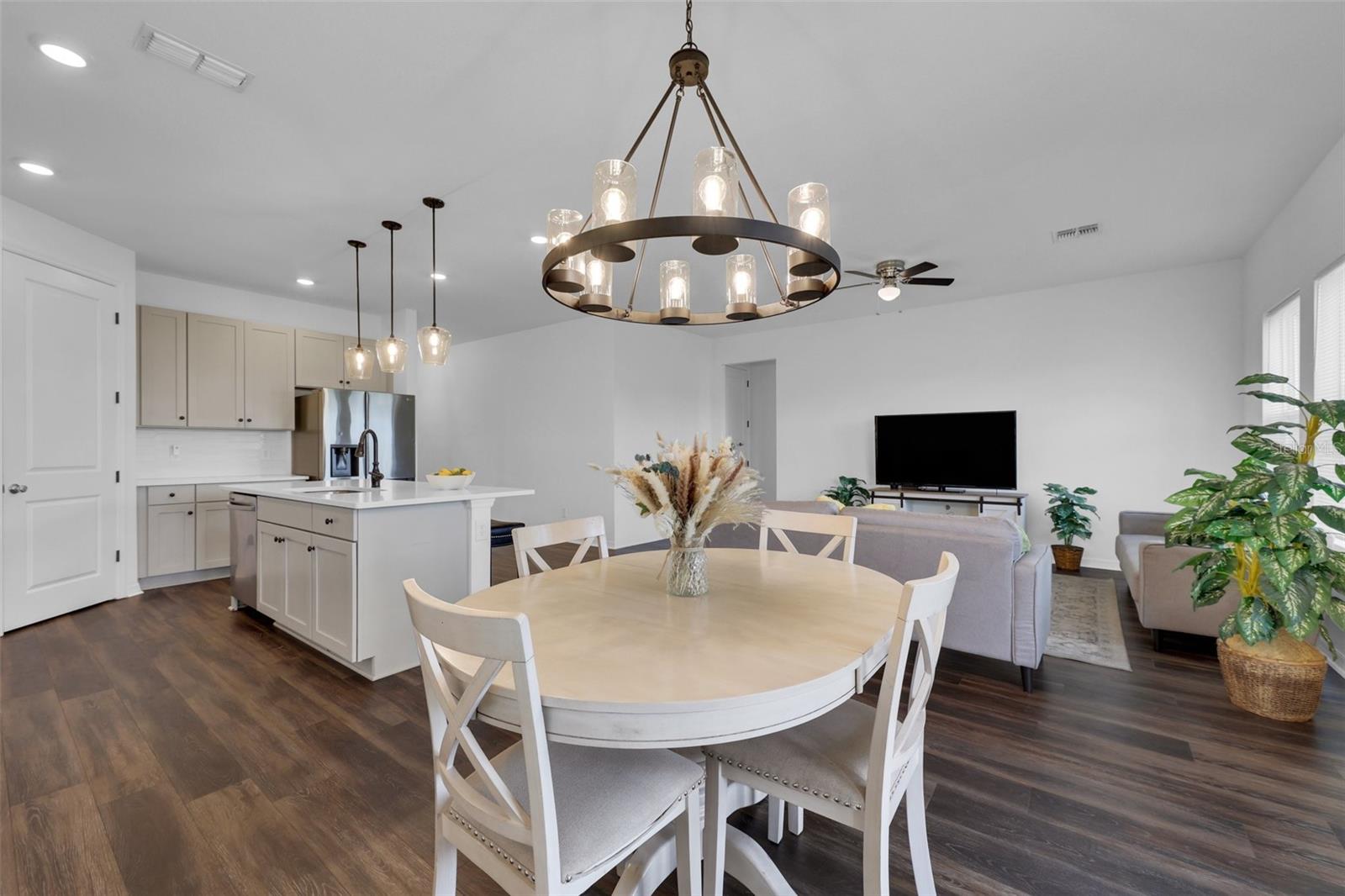 Image 14 of 49 For 2210 Derwent Drive