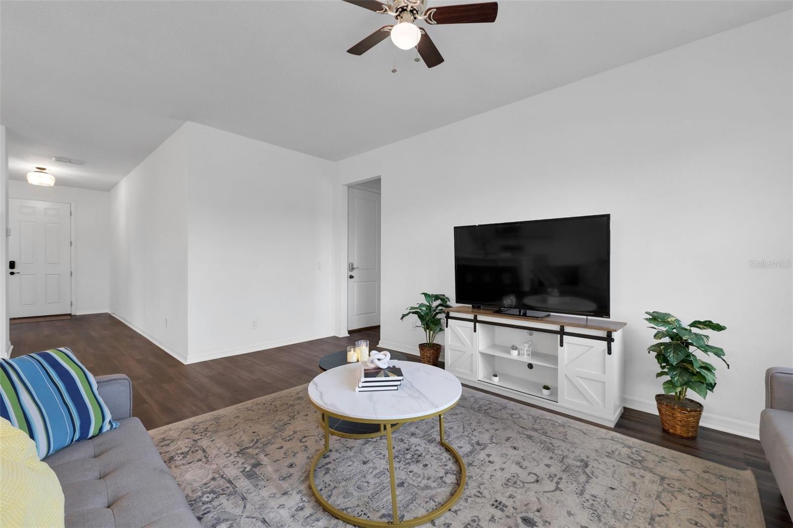 Image 17 of 49 For 2210 Derwent Drive