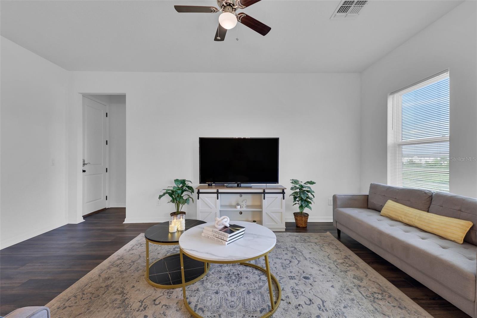 Image 18 of 49 For 2210 Derwent Drive