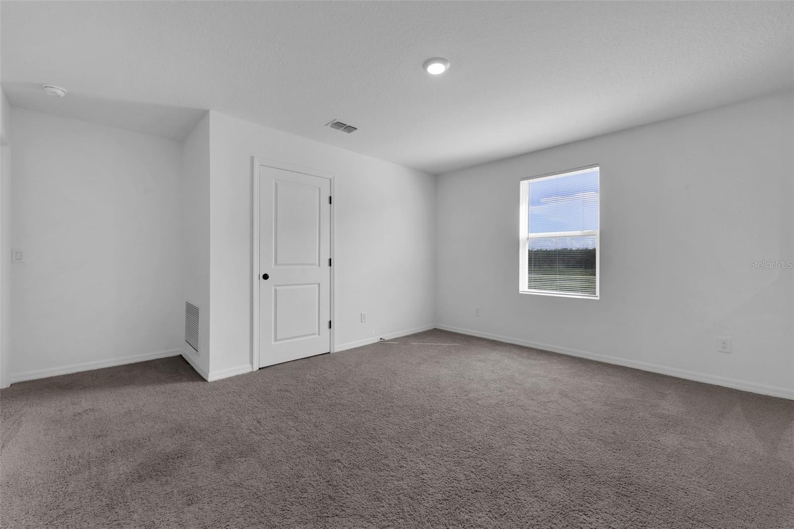 Image 24 of 49 For 2210 Derwent Drive