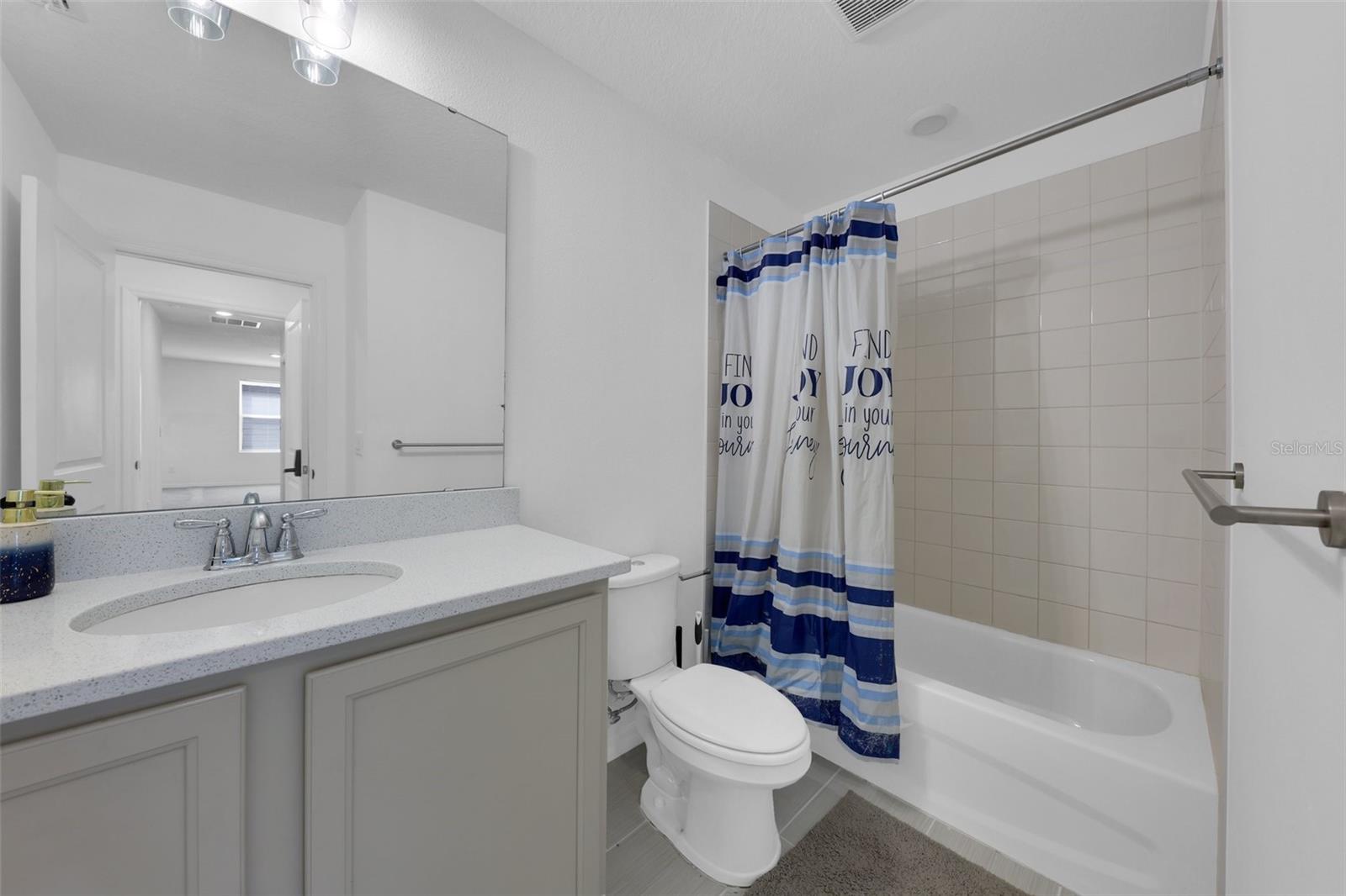 Image 35 of 49 For 2210 Derwent Drive