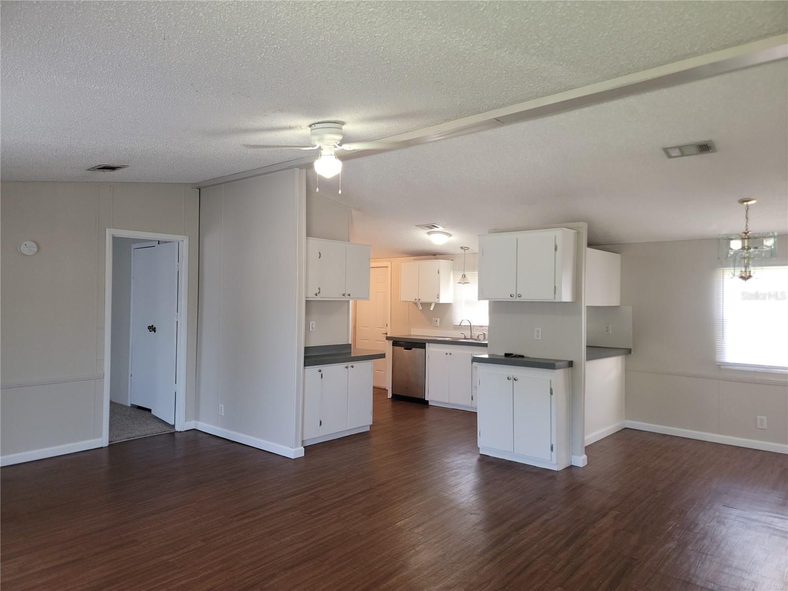 Image 6 of 23 For 7502 Charlin Parkway