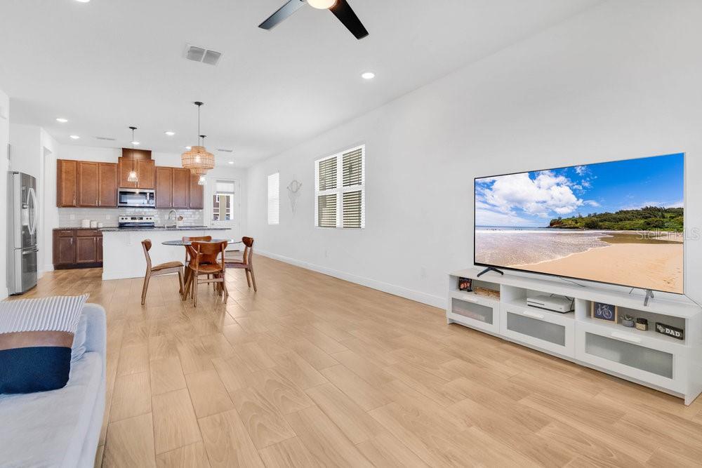 Image 10 of 39 For 3280 Canna Lily Place