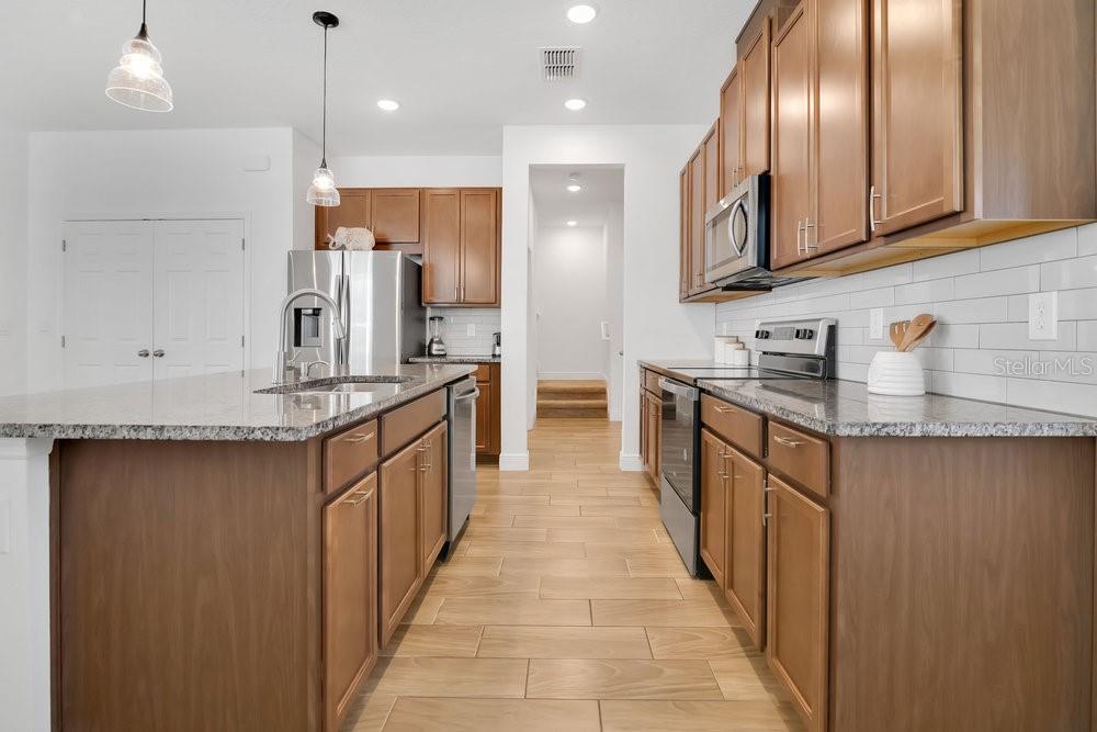 Image 11 of 39 For 3280 Canna Lily Place