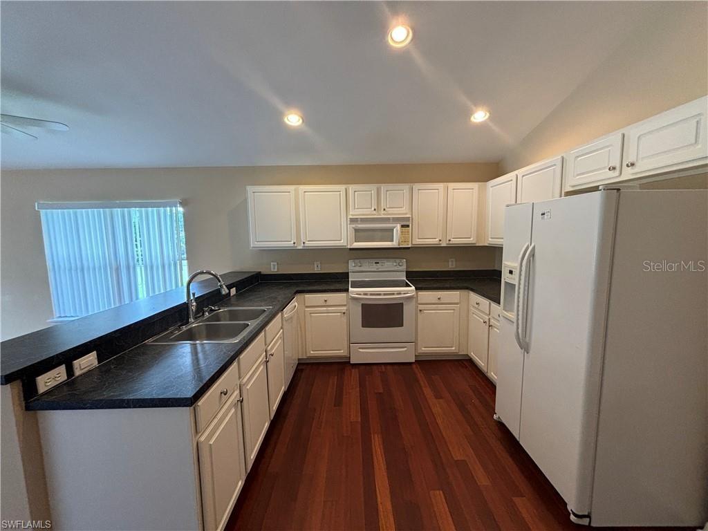 Image 5 of 23 For 9200 Middle Oak Drive
