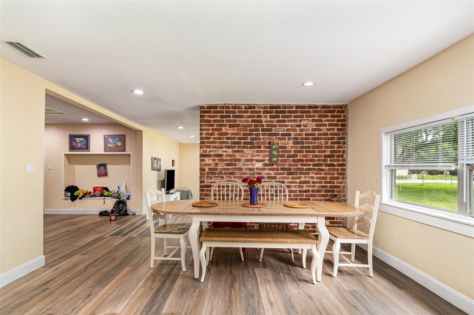 Image 5 of 27 For 660 6th Street