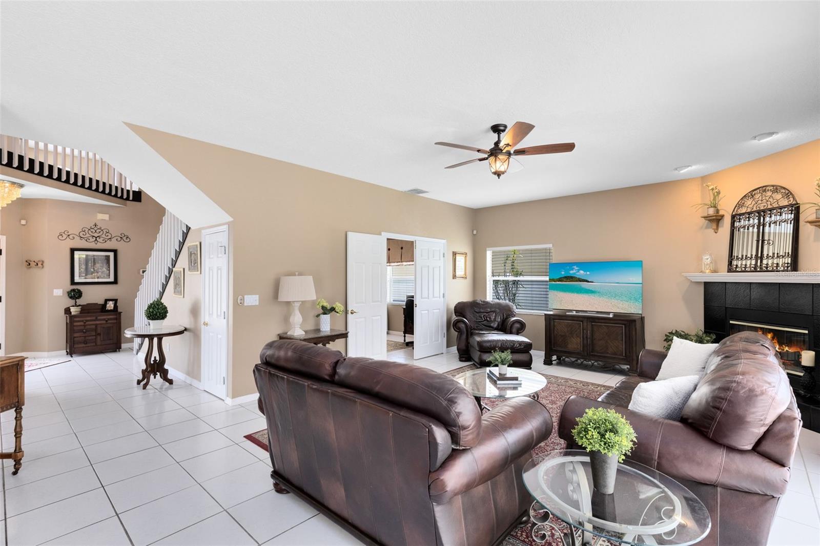 Image 14 of 37 For 2214 Westbourne Drive