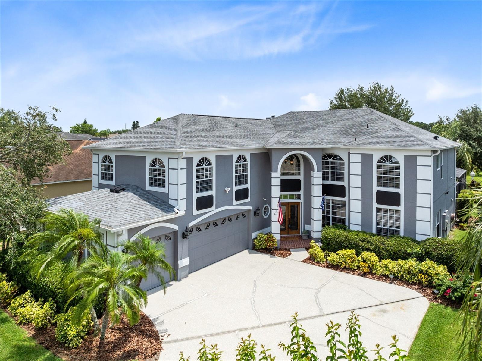 Image 3 of 37 For 2214 Westbourne Drive