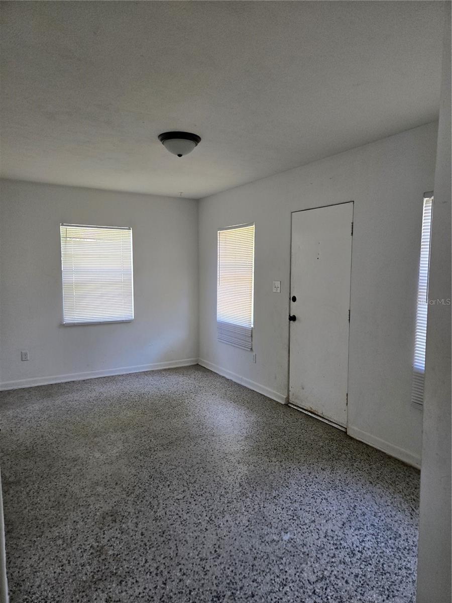 Image 3 of 11 For 2109 Mills Avenue