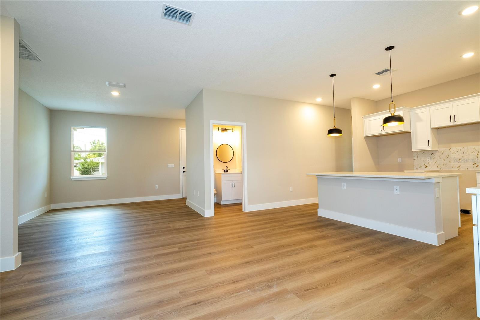 Image 7 of 35 For 1331 19th Street