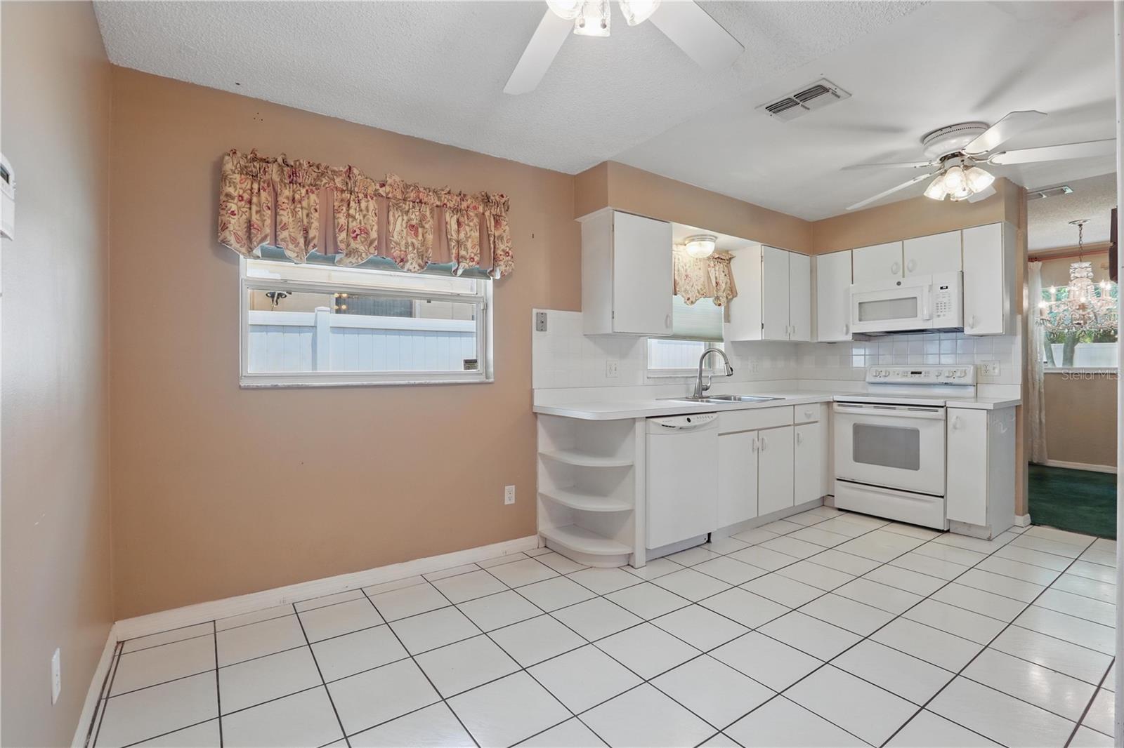 Image 15 of 50 For 1017 Manchester Circle