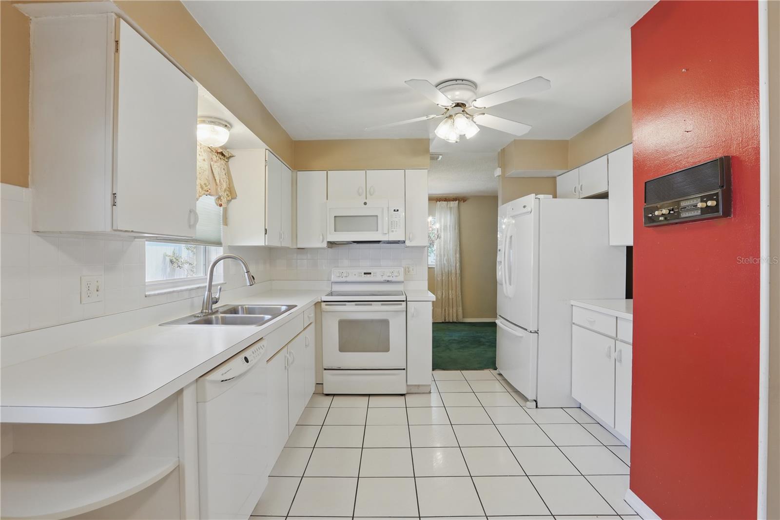 Image 17 of 50 For 1017 Manchester Circle