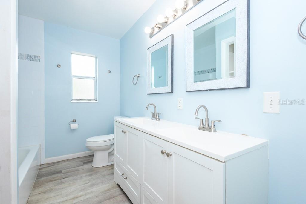 Image 39 of 52 For 1108 Abington Street