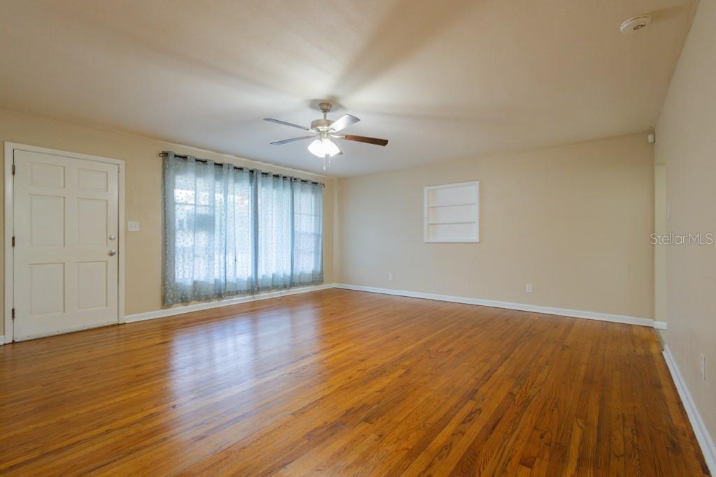 Image 40 of 52 For 1108 Abington Street
