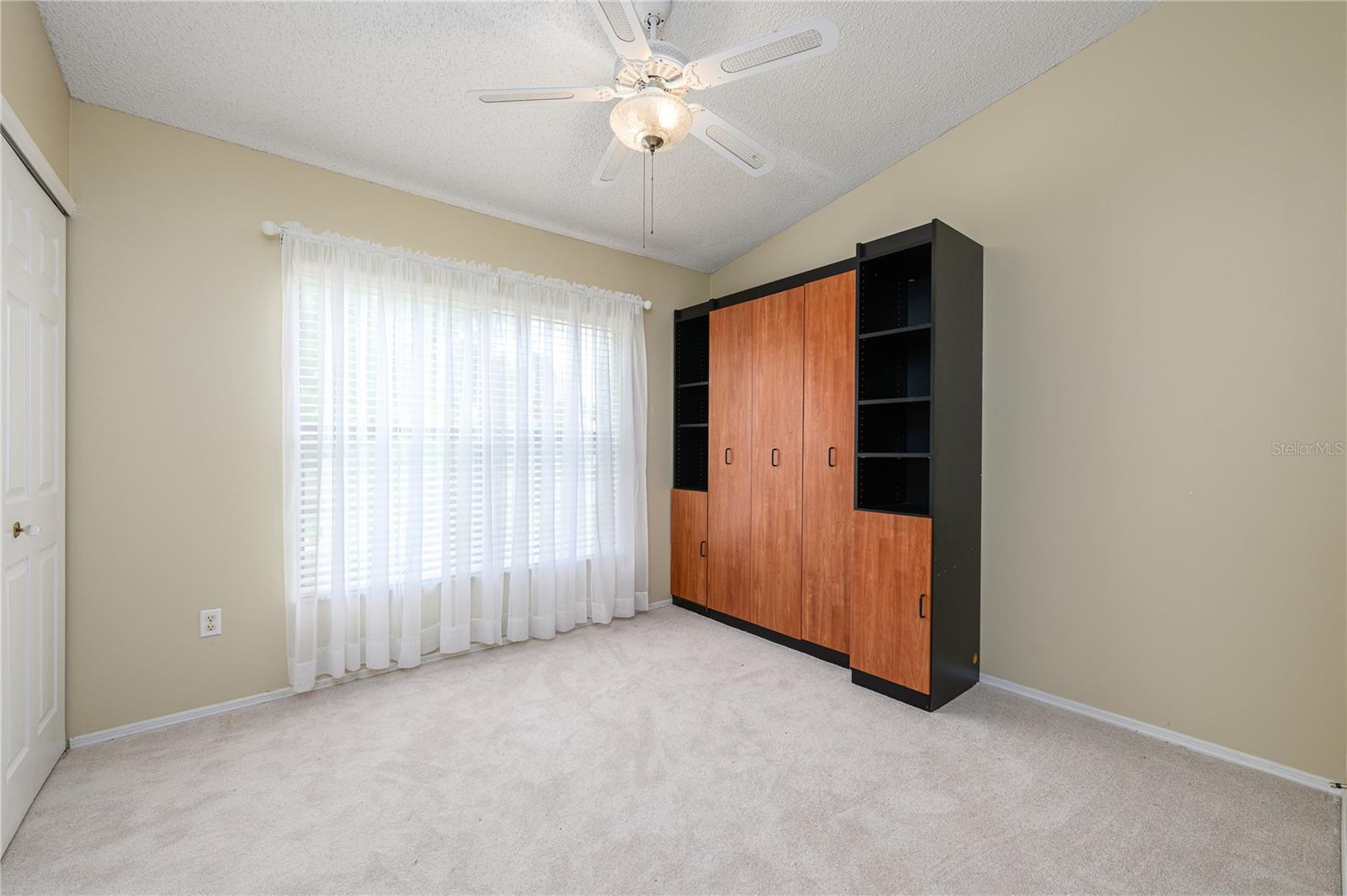 Image 10 of 38 For 219 Heron Street