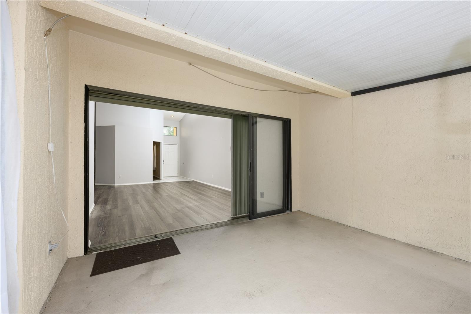 Image 12 of 38 For 219 Heron Street