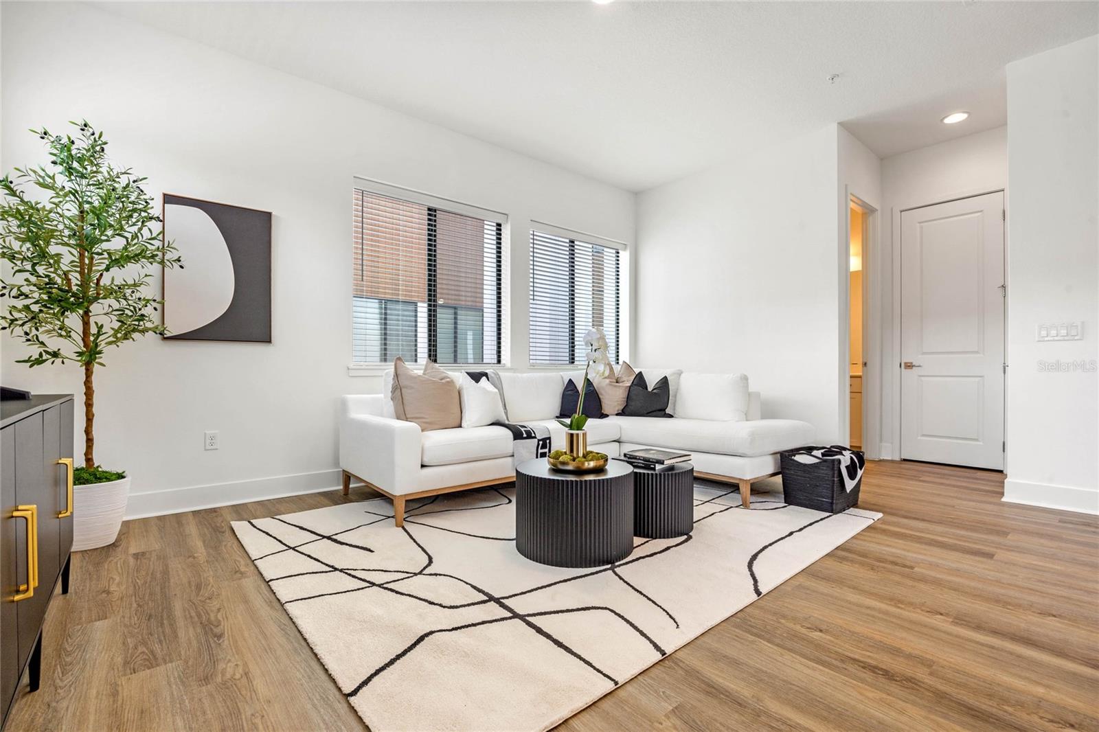 Image 10 of 31 For 66 Harding Street B