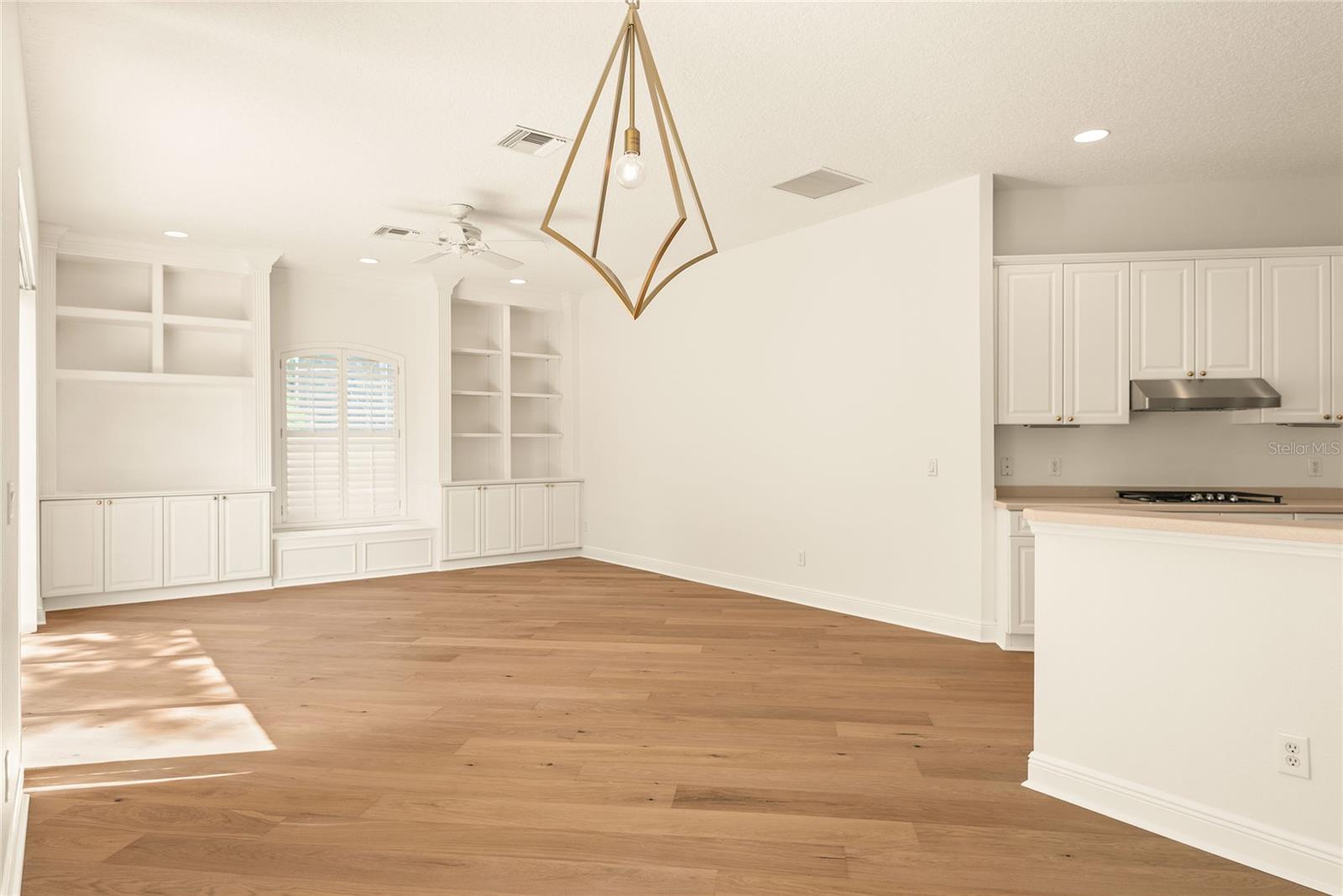 Image 11 of 47 For 3381 Regal Crest Drive