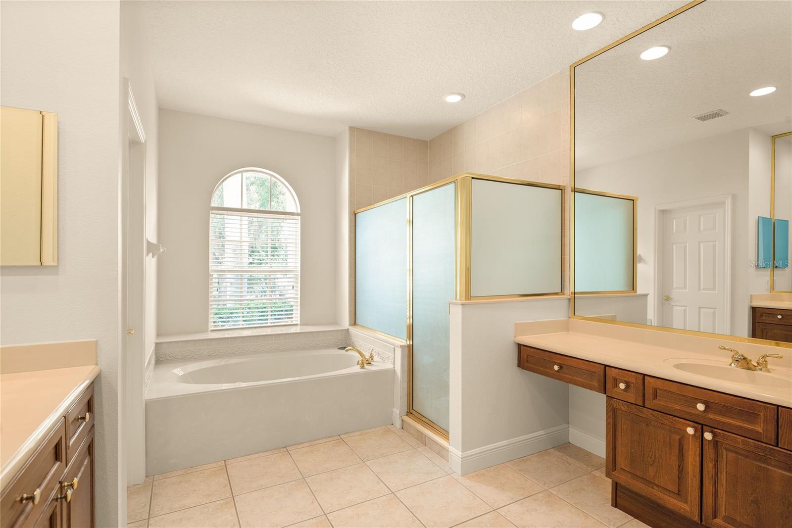 Image 24 of 47 For 3381 Regal Crest Drive