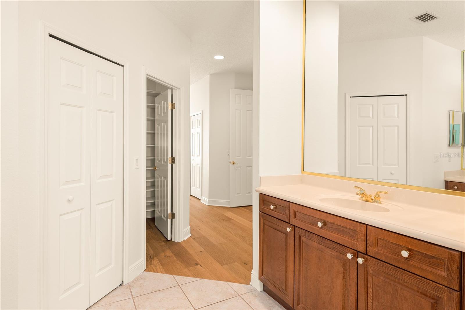 Image 25 of 47 For 3381 Regal Crest Drive