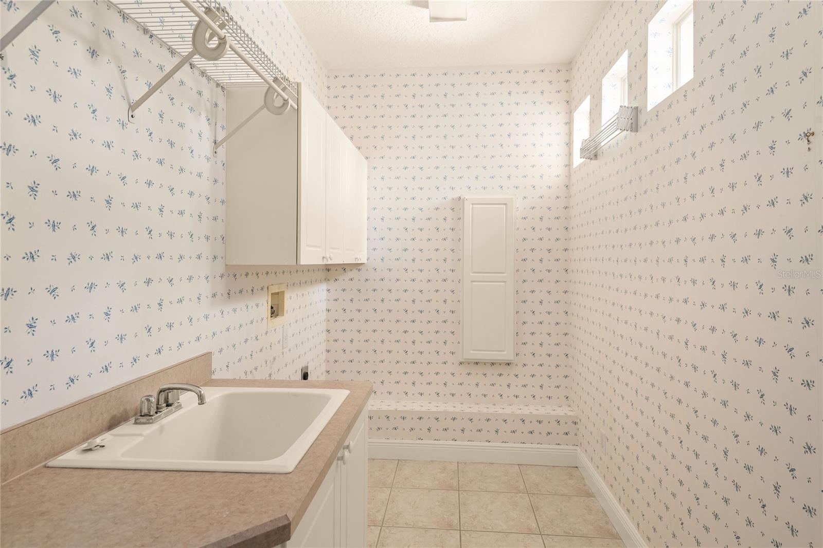 Image 34 of 47 For 3381 Regal Crest Drive