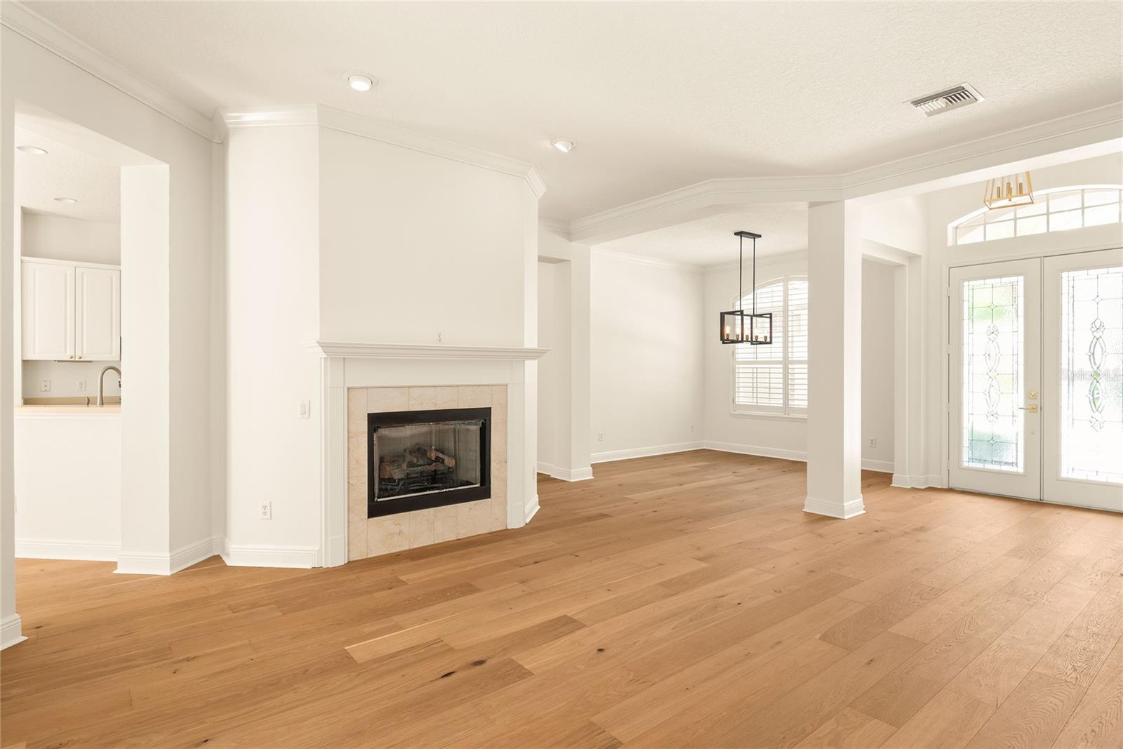Image 6 of 47 For 3381 Regal Crest Drive