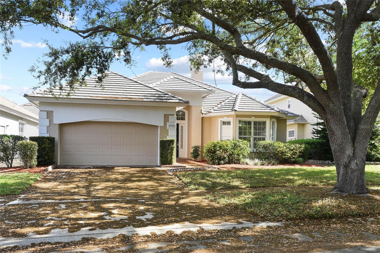 Image 3 of 39 For 10507 Holly Crest Drive