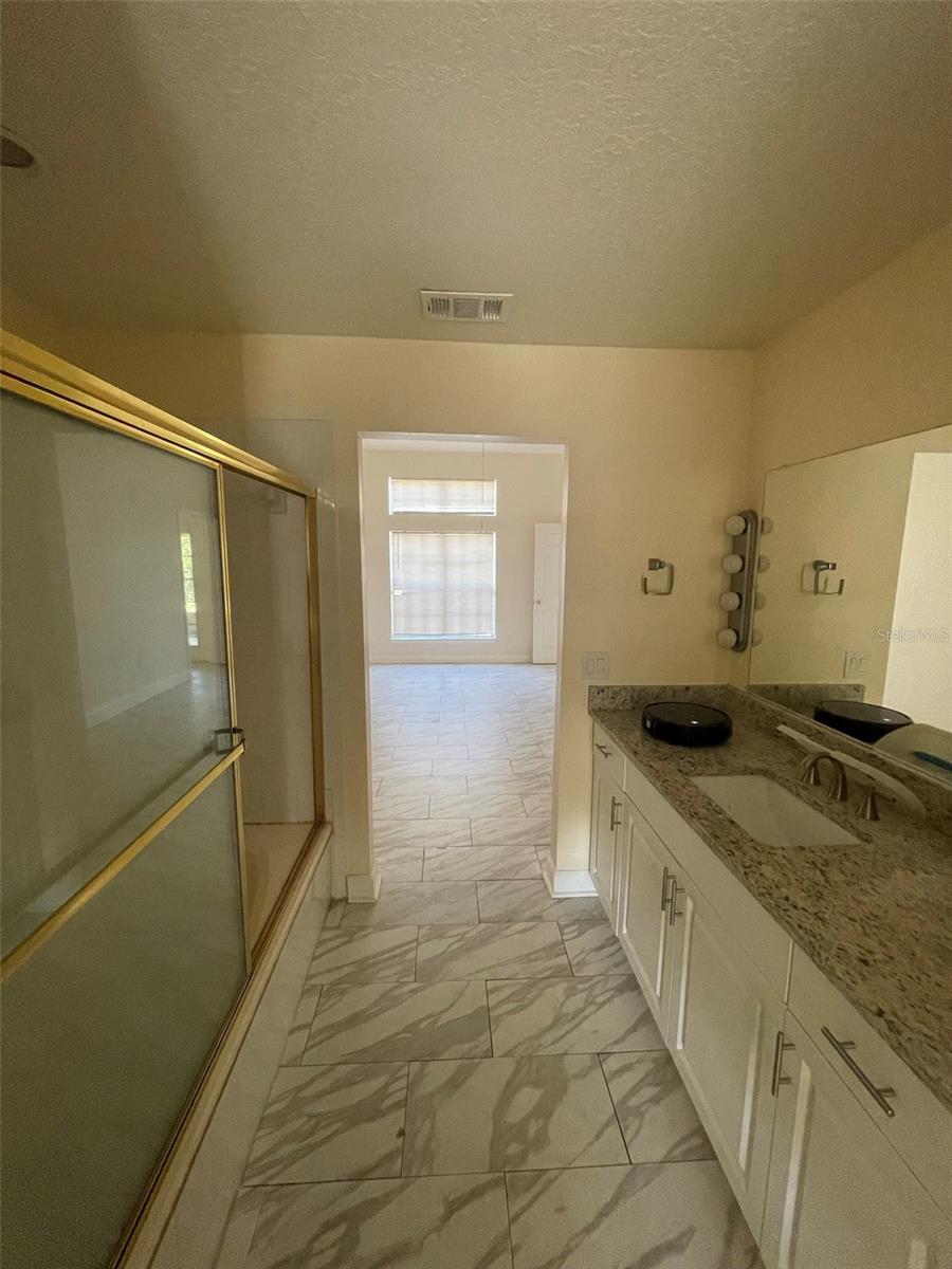 Image 2 of 20 For 1486 Farrindon Circle