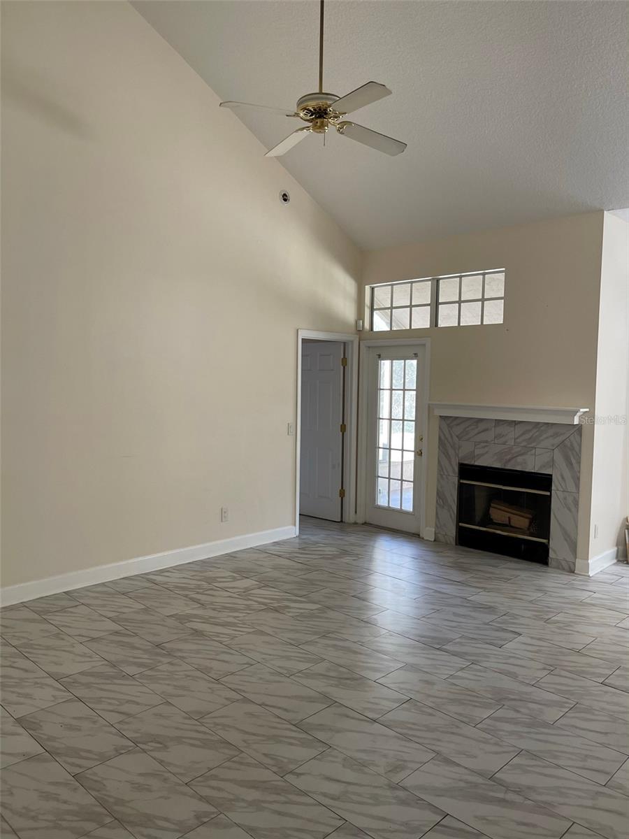 Image 3 of 20 For 1486 Farrindon Circle