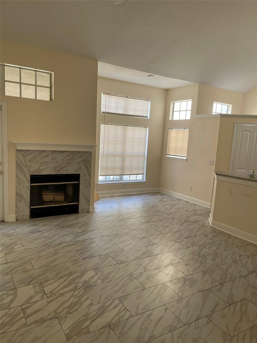 Image 6 of 20 For 1486 Farrindon Circle