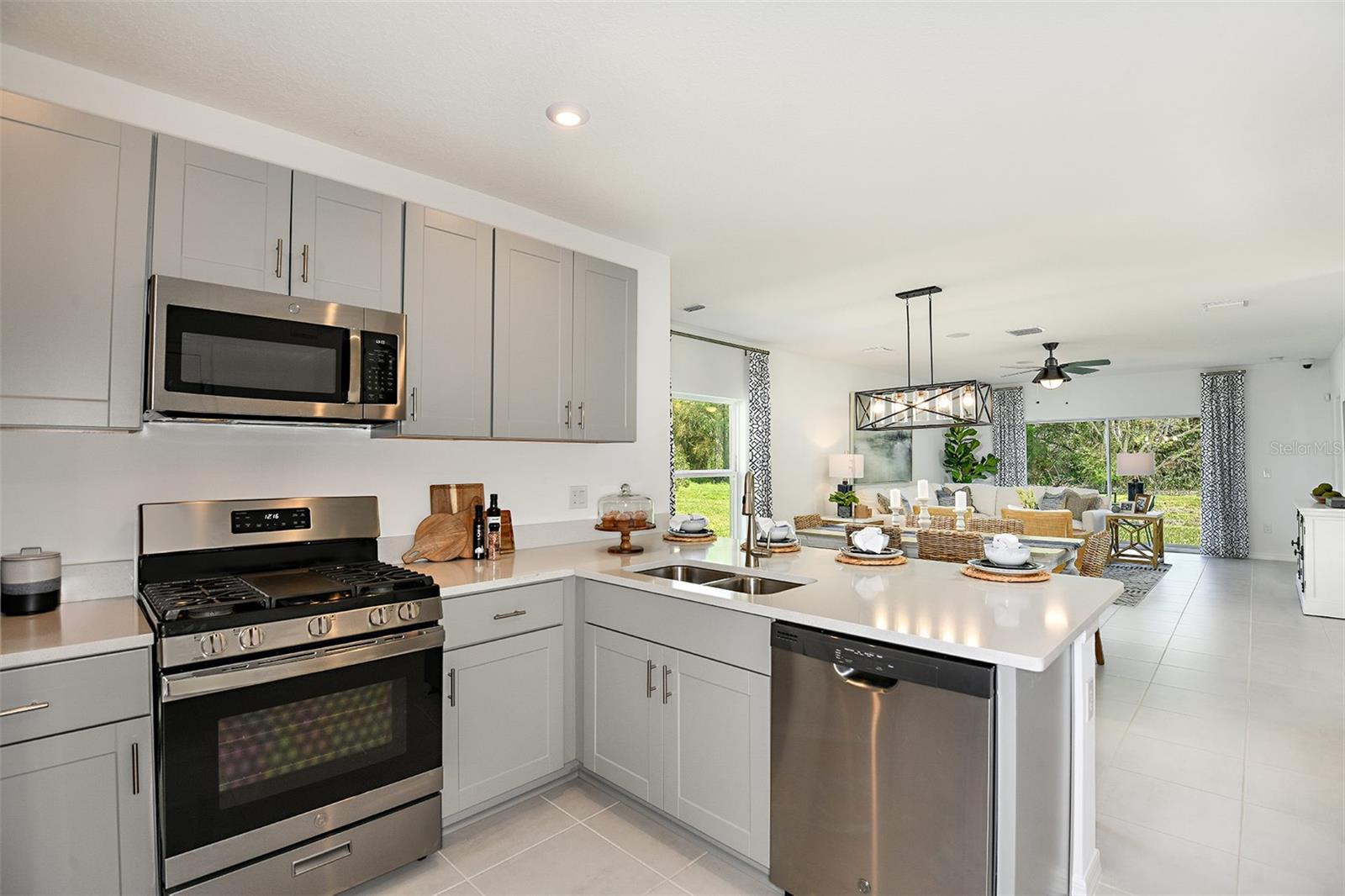 Image 6 of 23 For 483 Wayland Drive