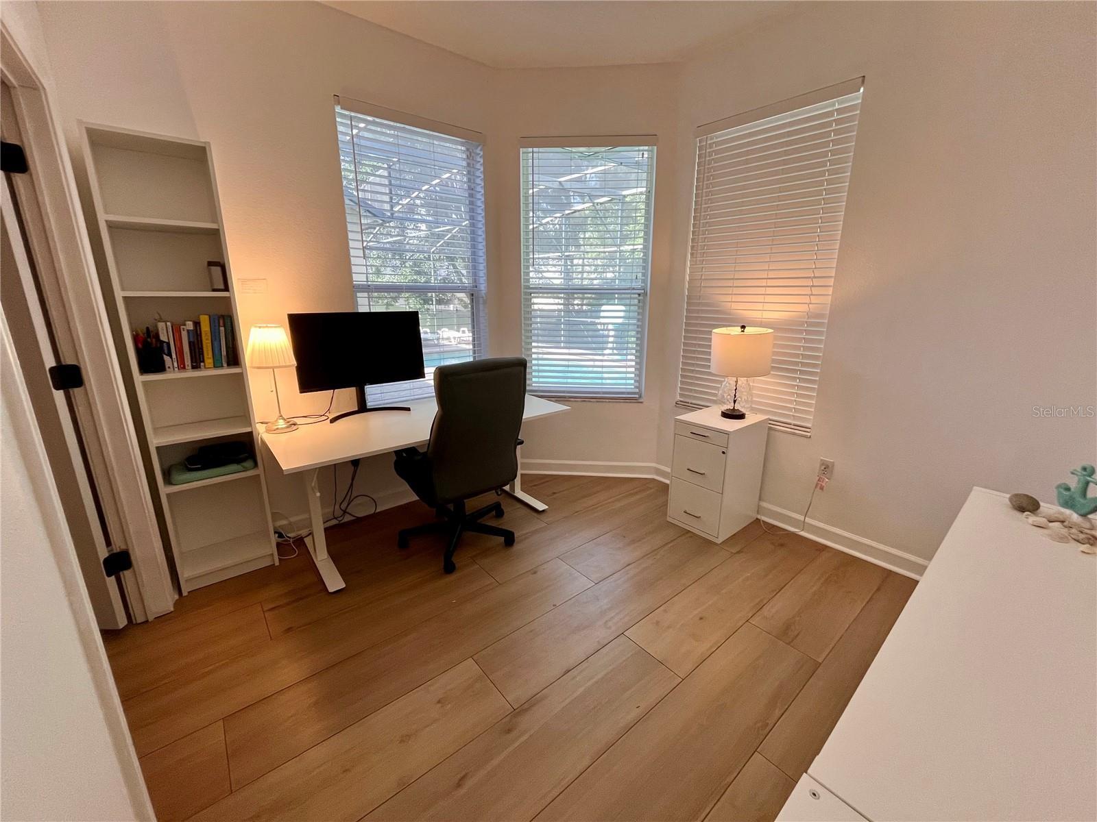 Image 10 of 51 For 2643 Aloma Oaks Drive